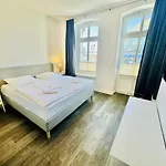Vormann Jantzen, direkt am Leuchtturm